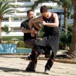 Sifu JHN und Sifu André Schütte 2007 auf Mallorca: Anwendungen der Holzpuppe